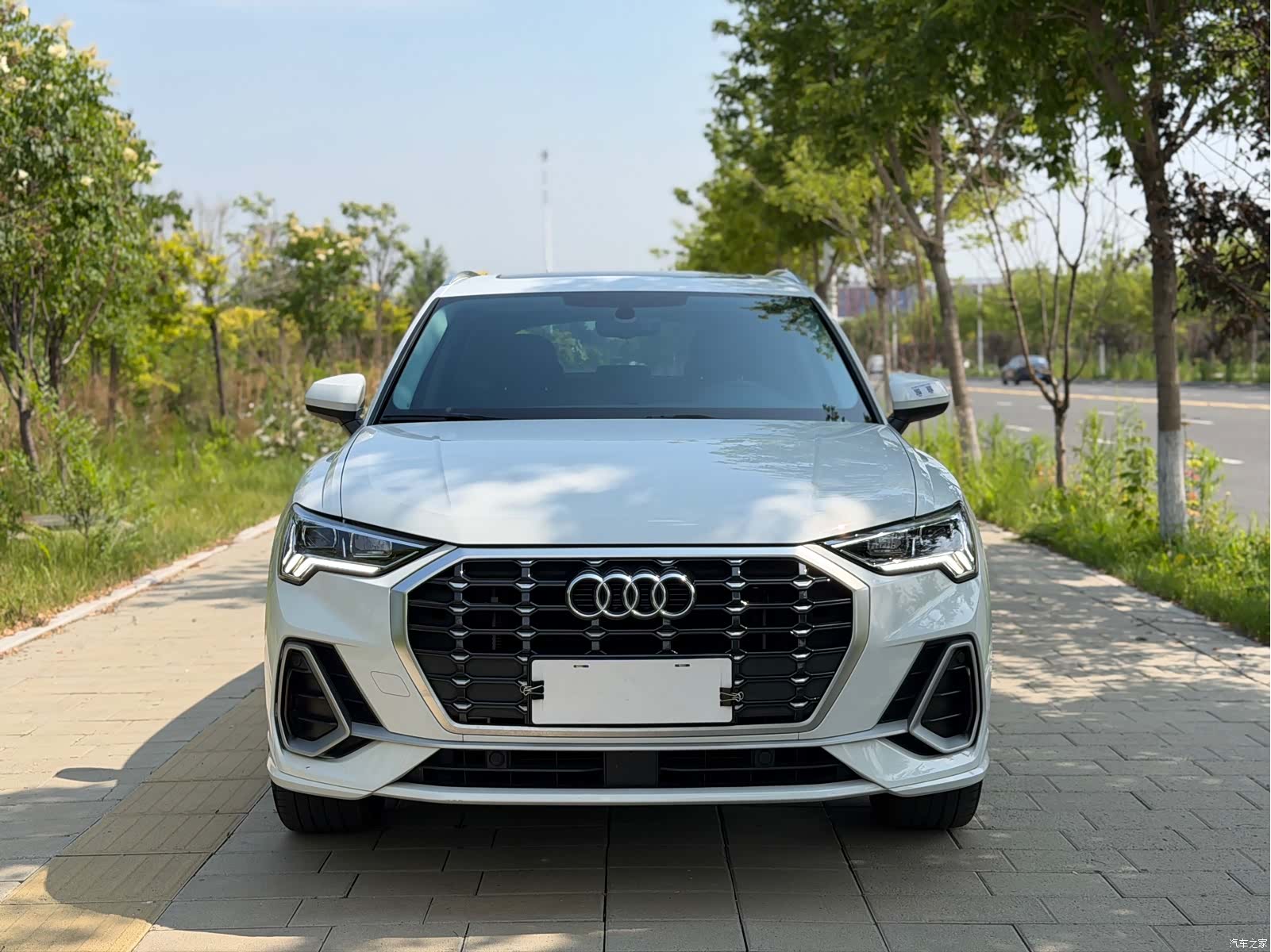 Audi Q3, 2022 2