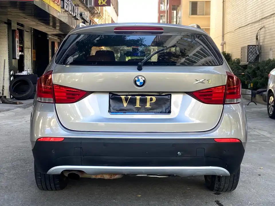 BMW X1