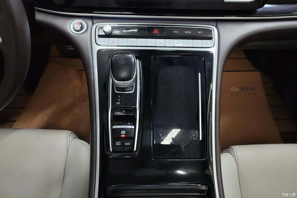Trumpchi M8, 2021 16