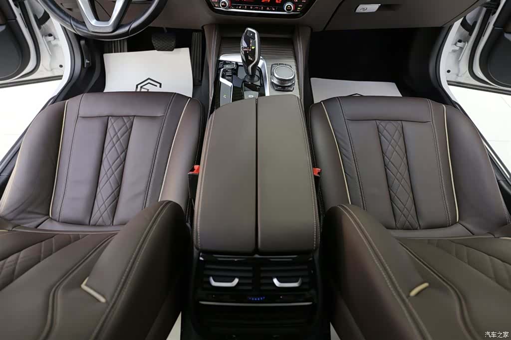BMW 5 Series, 2018 11