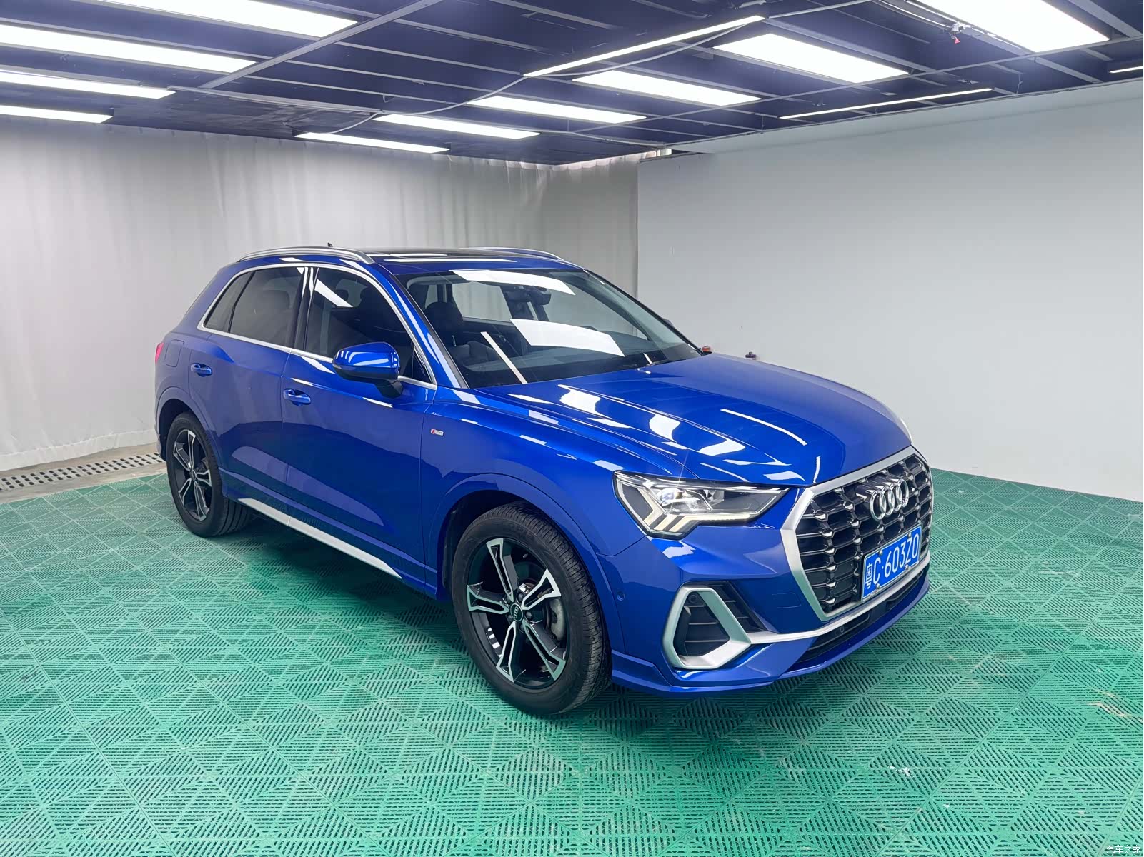 Audi Q3, 2022 3