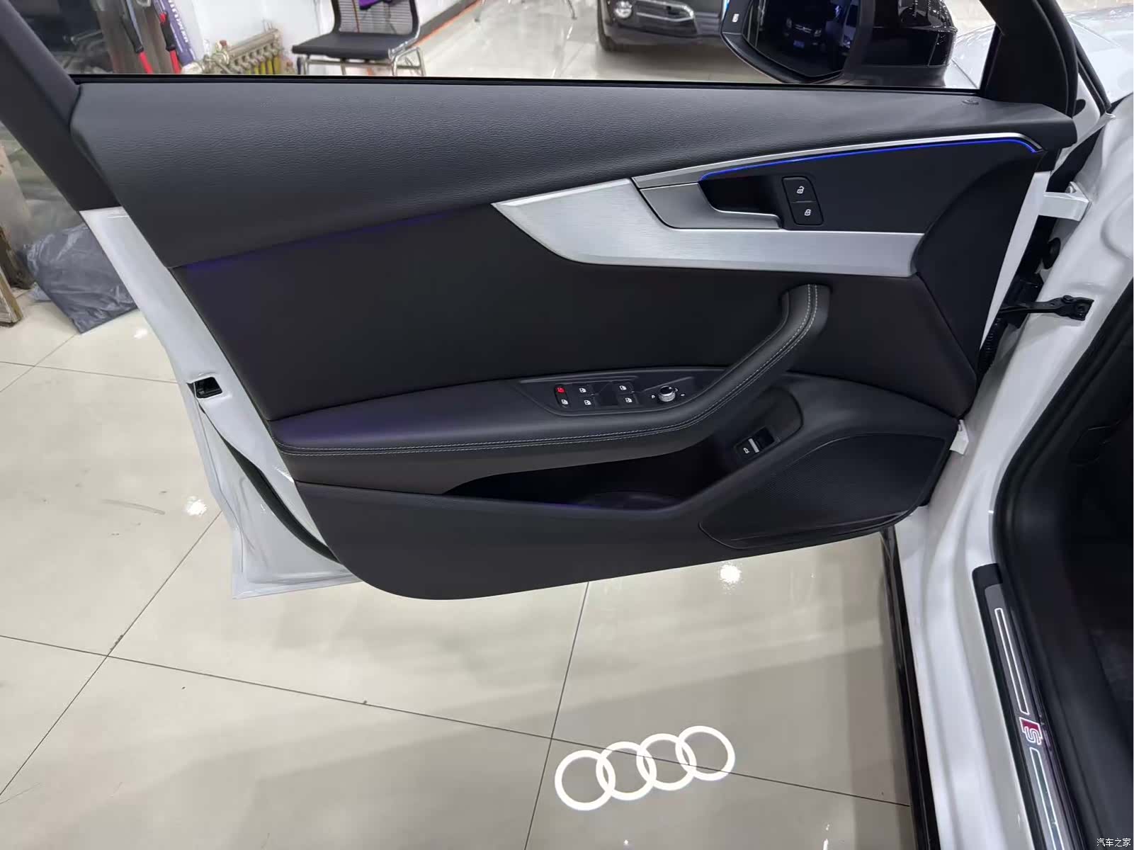 Audi A4L, 2023 4