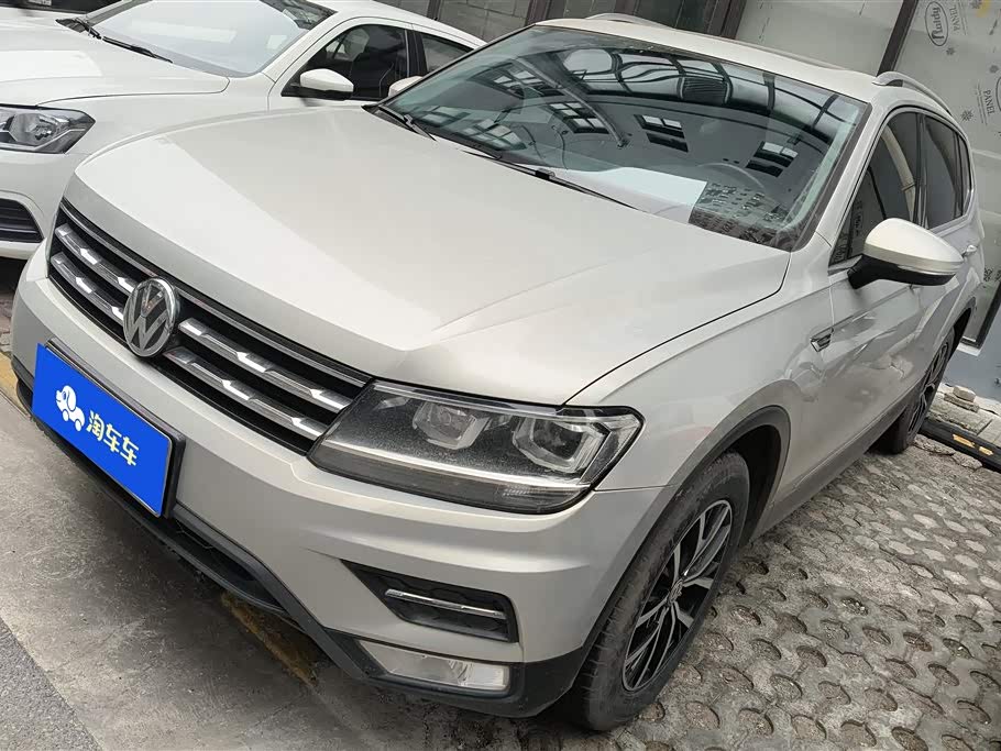 Volkswagen Tiguan L