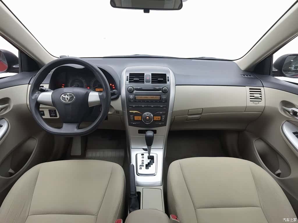 Toyota Corolla, 2011 все фото