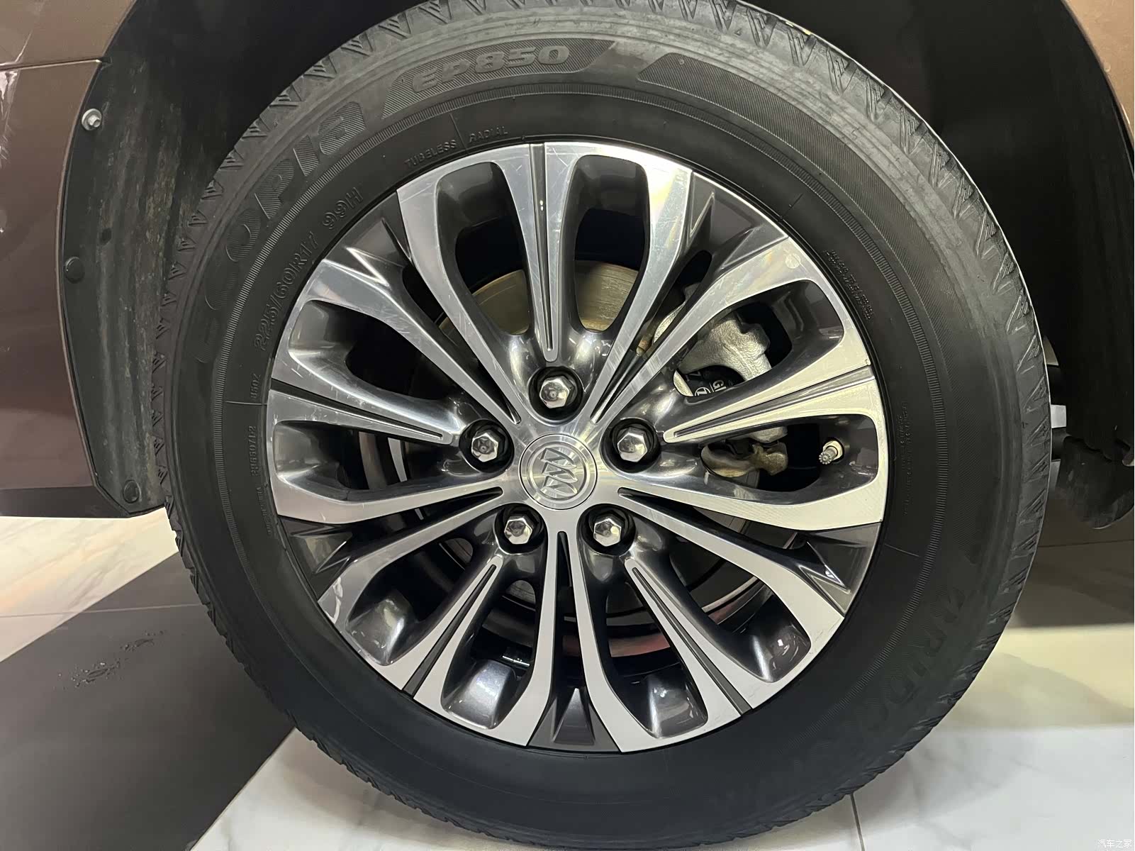 Buick GL8, 2022 11