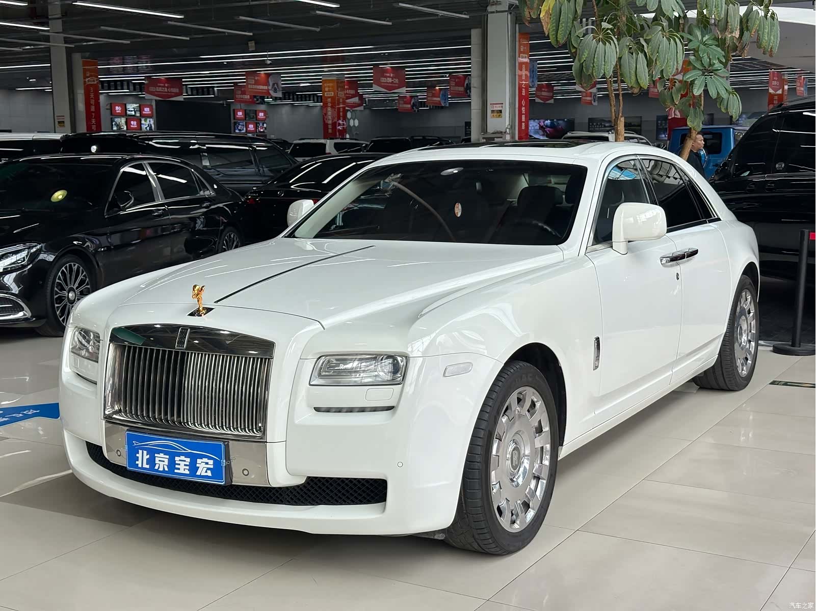 Rolls-Royce Ghost, 2011 1