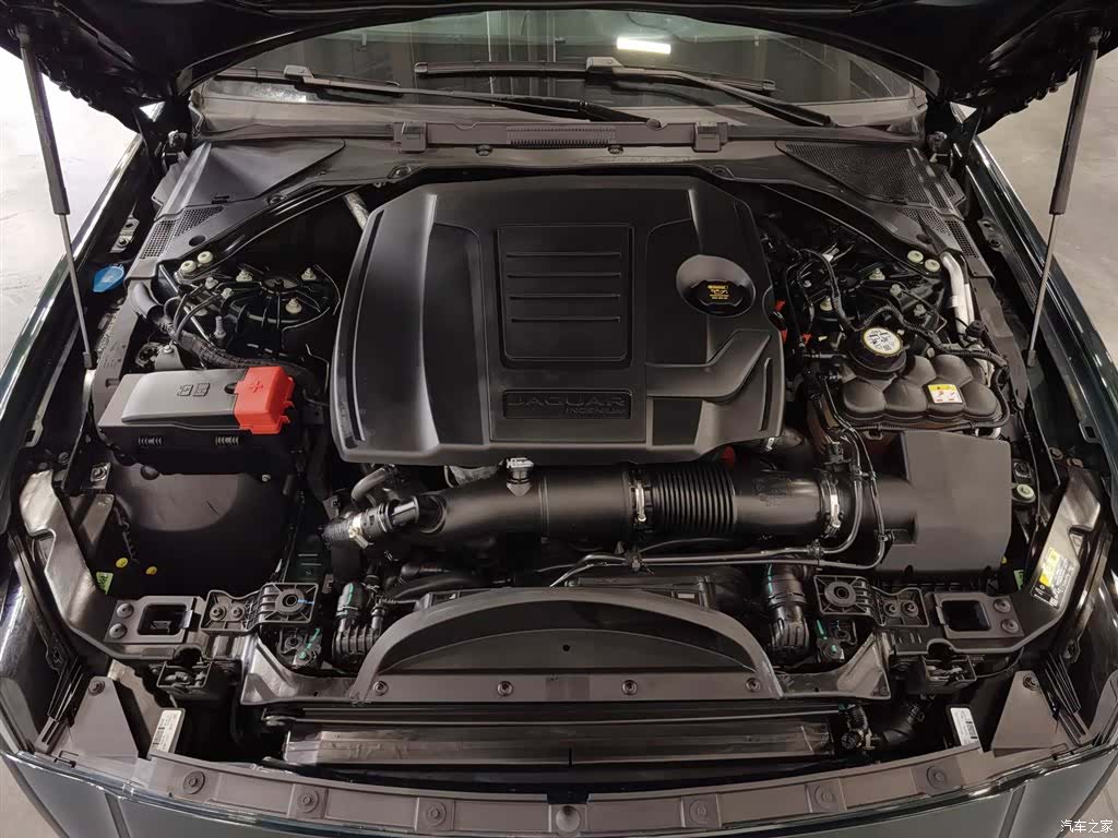 Land Rover XEL, 2023 6