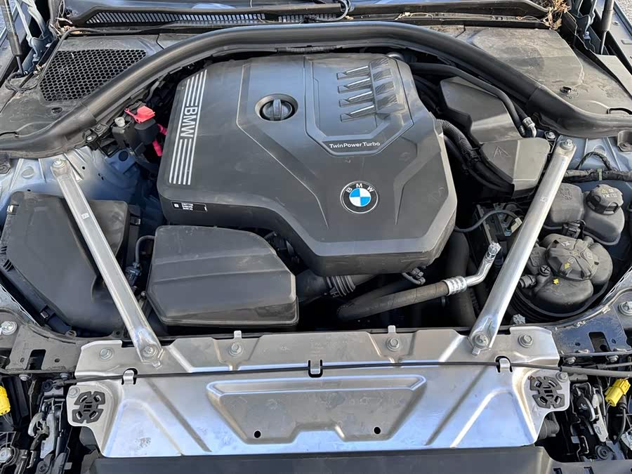 BMW 4 Series 2025, фото 17
