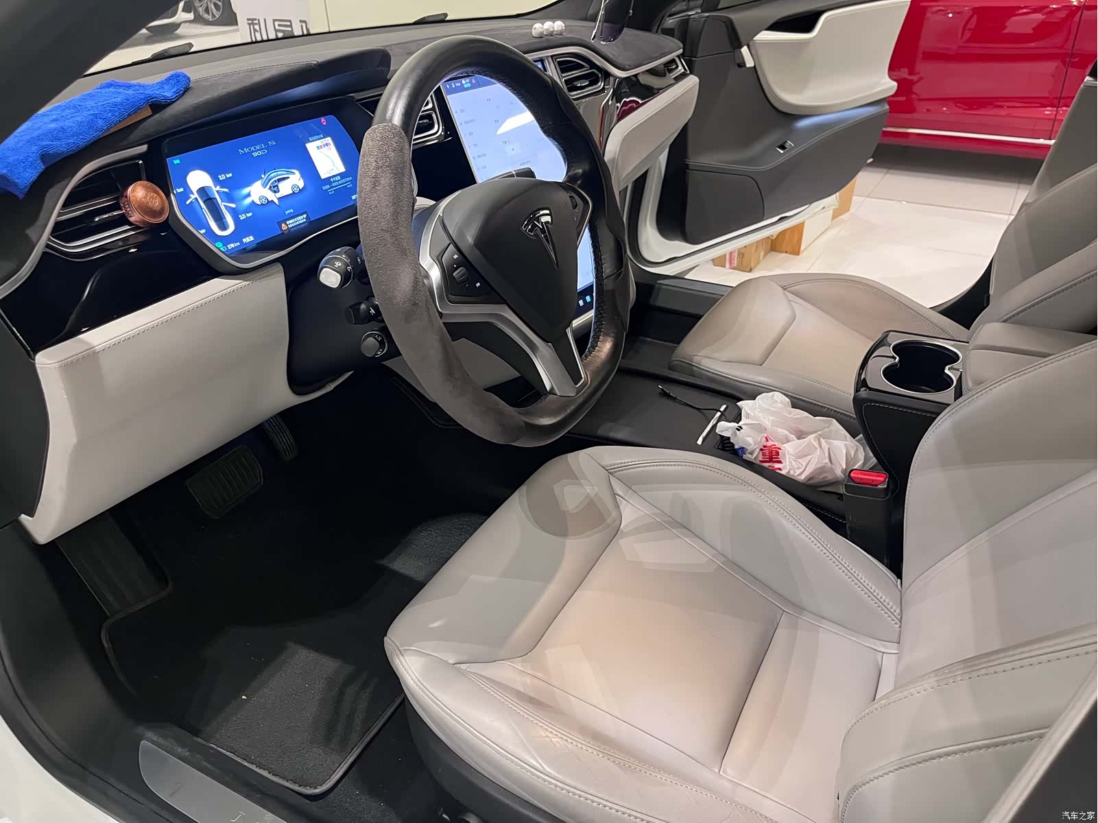 Tesla Model S, 2016 8