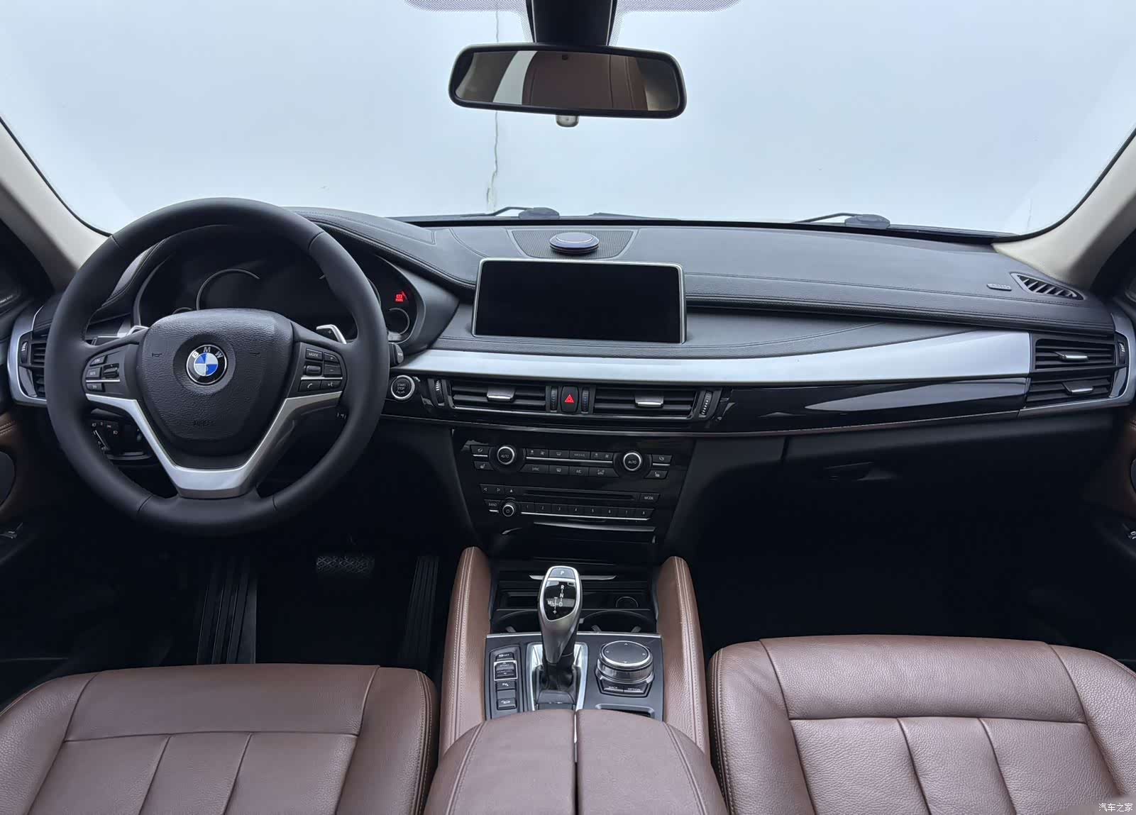 BMW X6, 2019 11