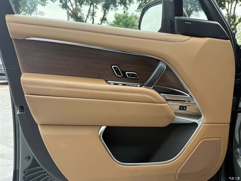 Land Rover Range Rover, 2024 13