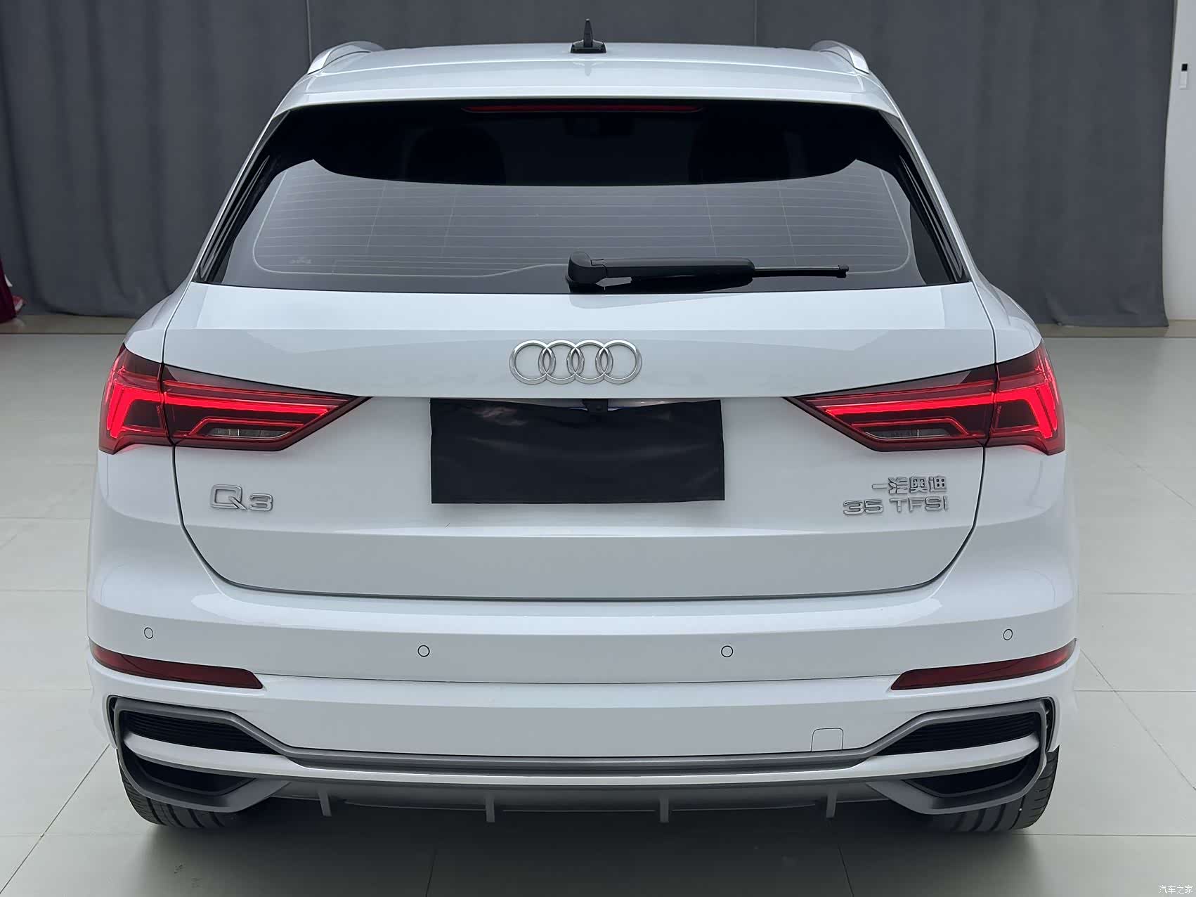 Audi Q3, 2023 все фото