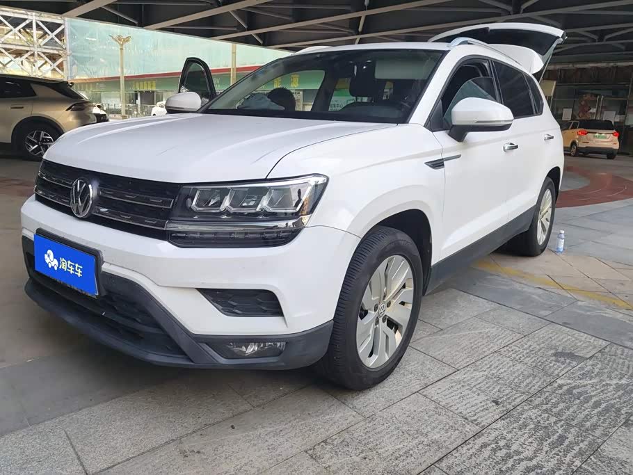 Volkswagen Tharu