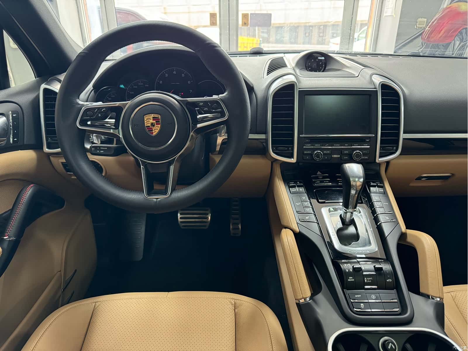 Porsche Cayenne, 2015 16