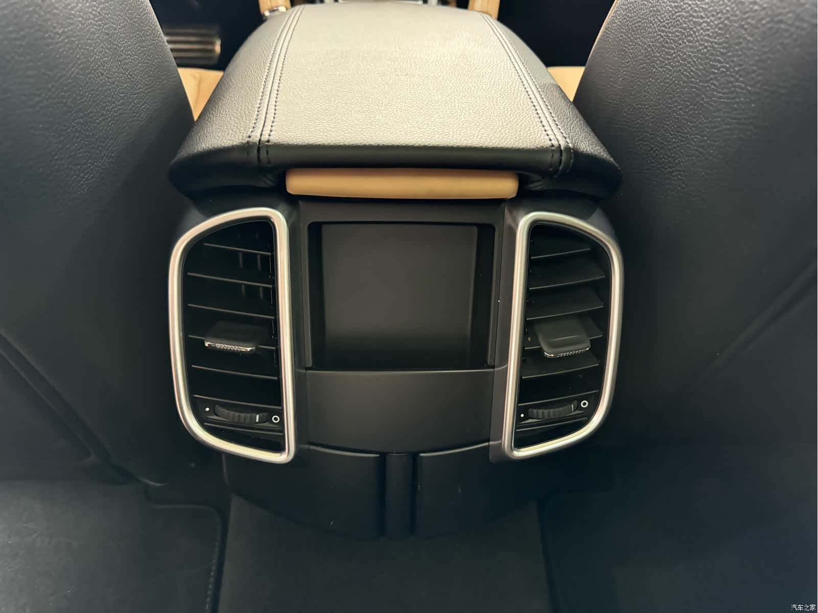 Porsche Cayenne, 2015 24