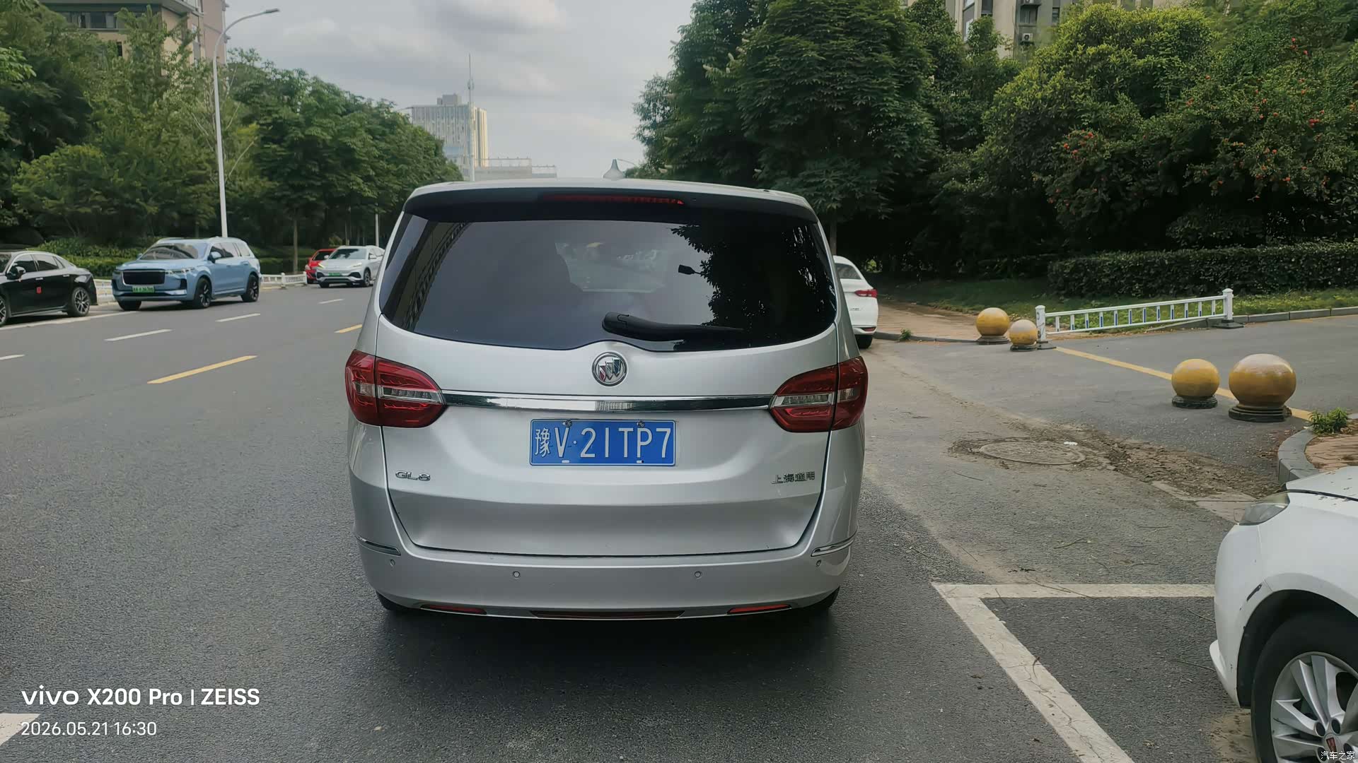 Buick GL8, 2016 4