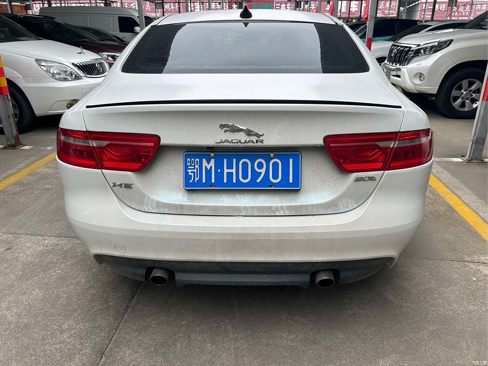Jaguar XE, 2017 все фото