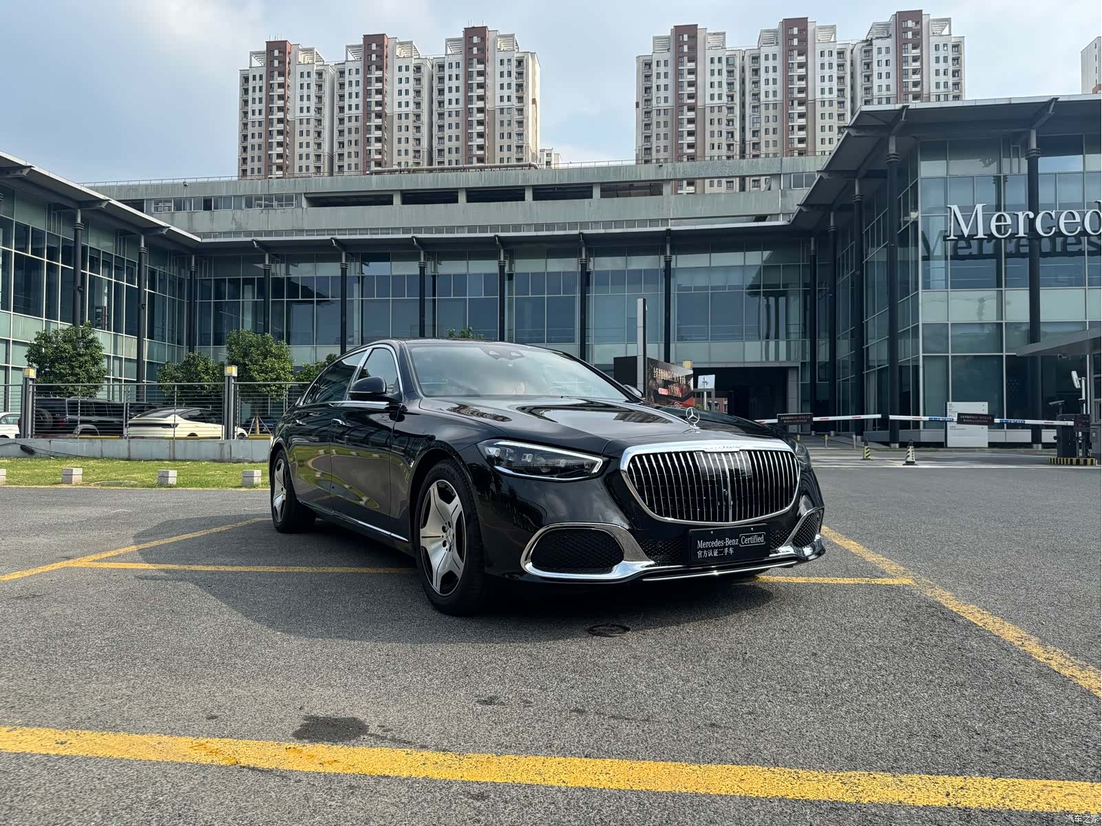 Maybach S-Class, 2023 4