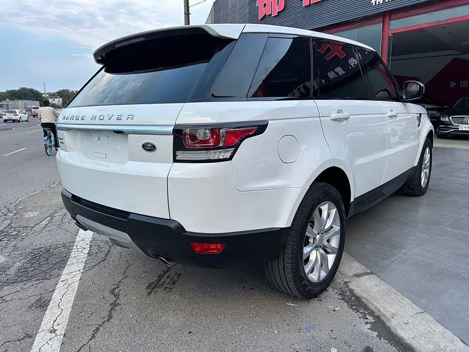 Land Rover Range Rover Sport