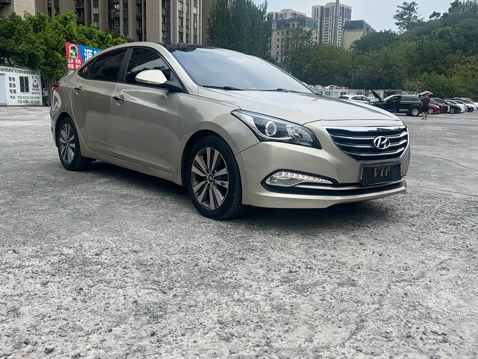 Hyundai Name picture