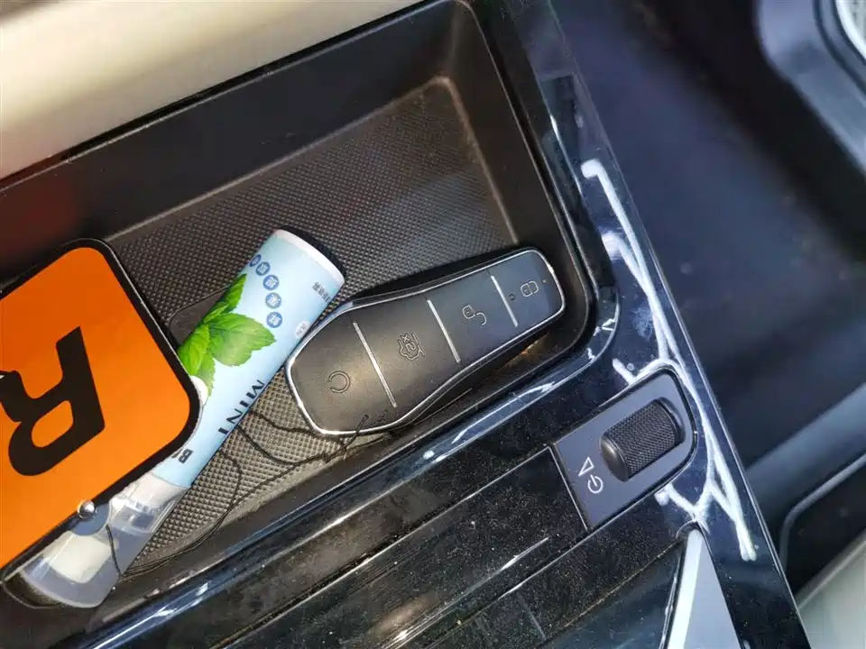 BYD Yuan Pro BYD Yuan Pro