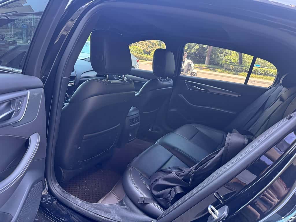 Cadillac CT5, 2024 6