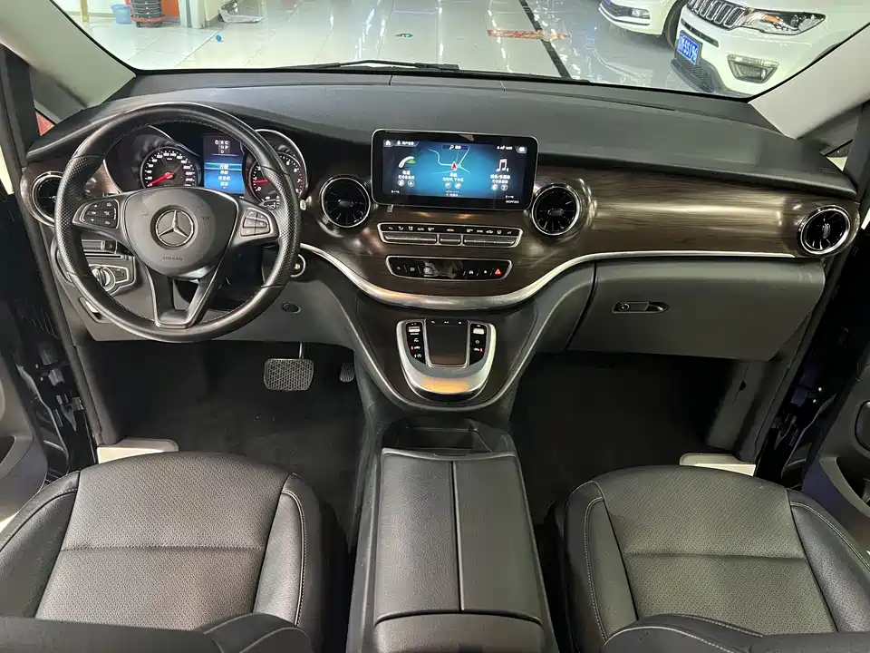 Mercedes-Benz V-class Mercedes-Benz V-class