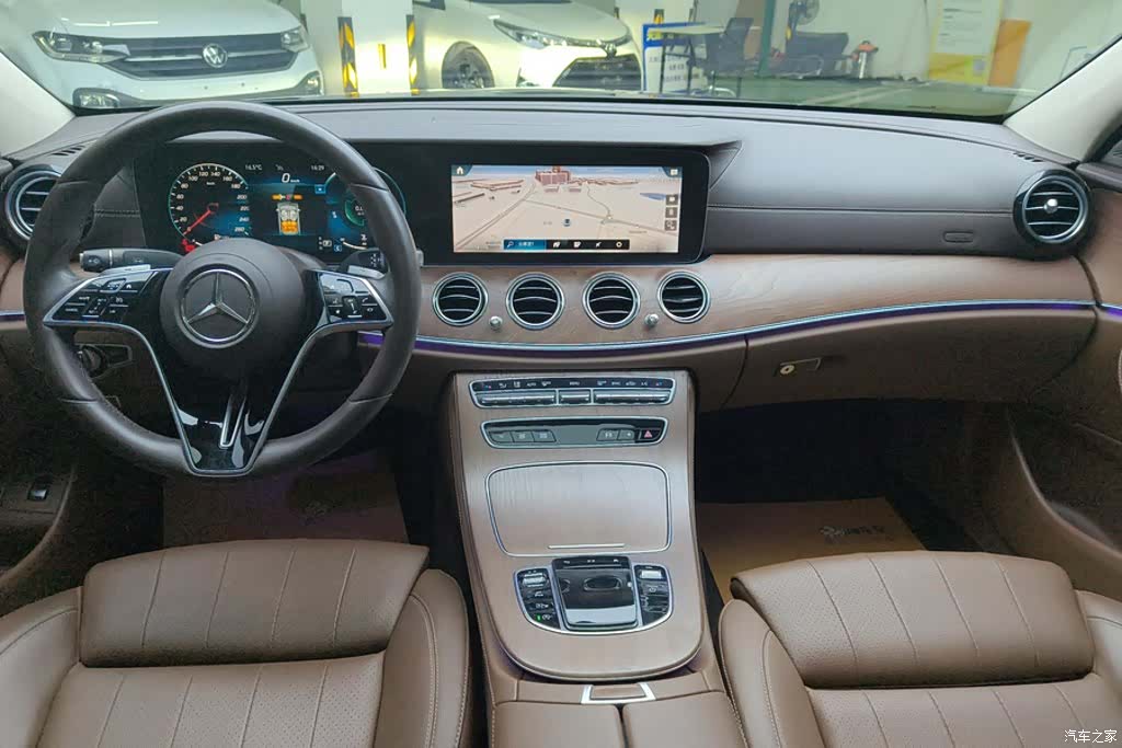 Mercedes-Benz E-Class, 2022 12