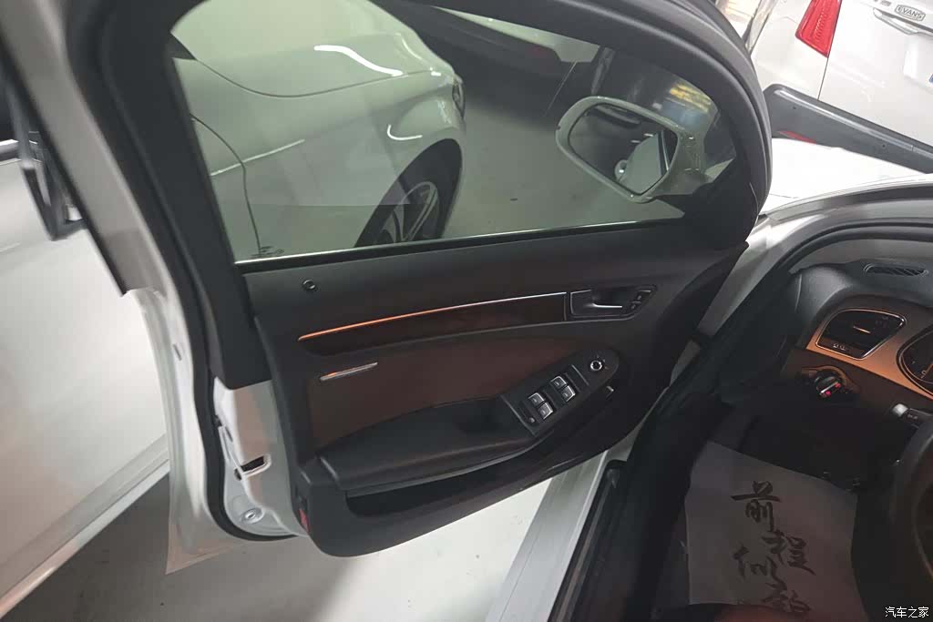 Audi A4L, 2014 7