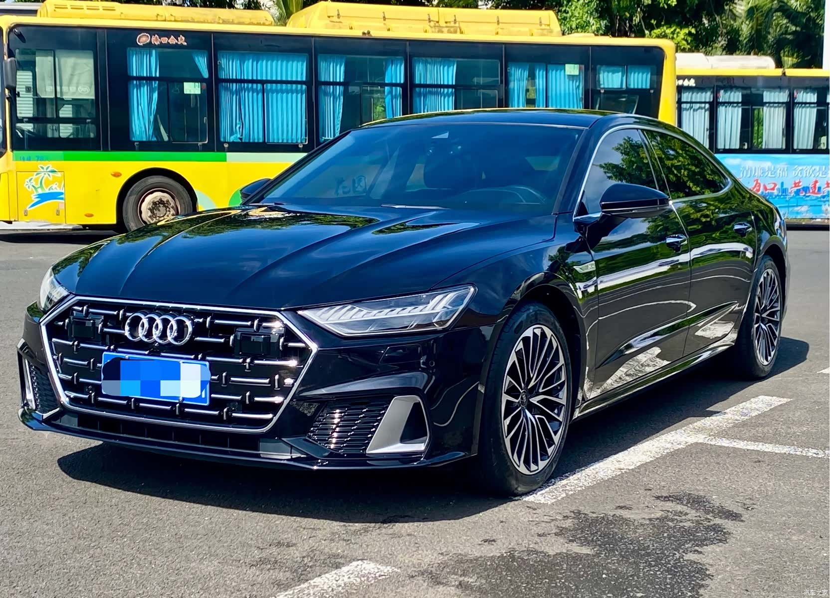 Audi A7L, 2024 1