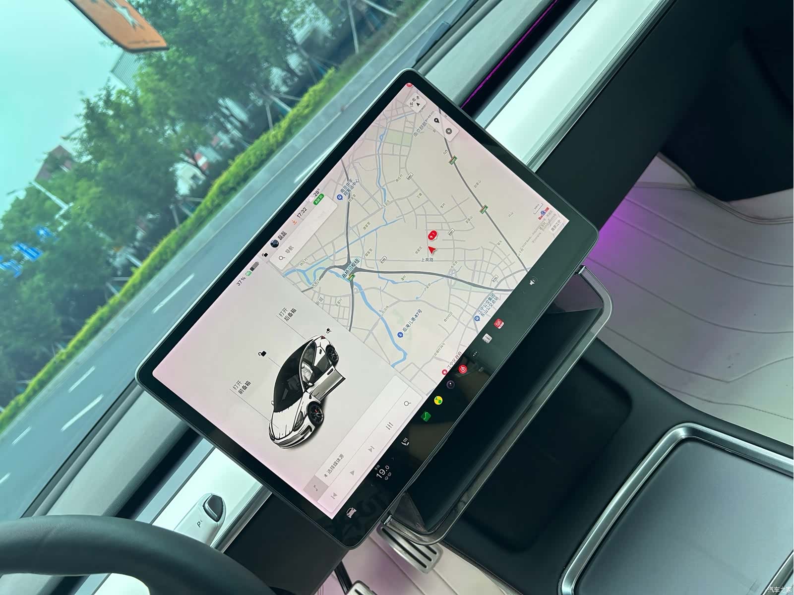 Tesla Model 3, 2021 4