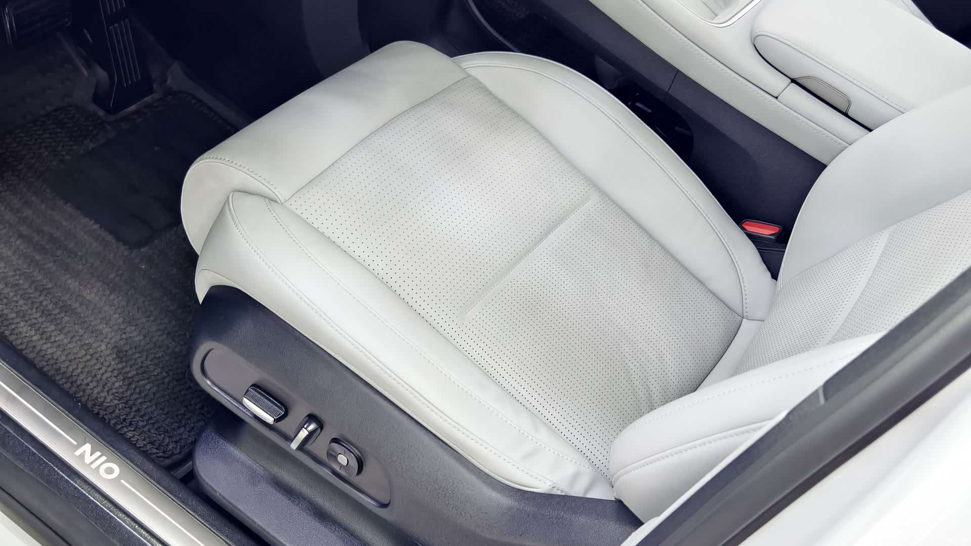 NIO ES6, 2023 7