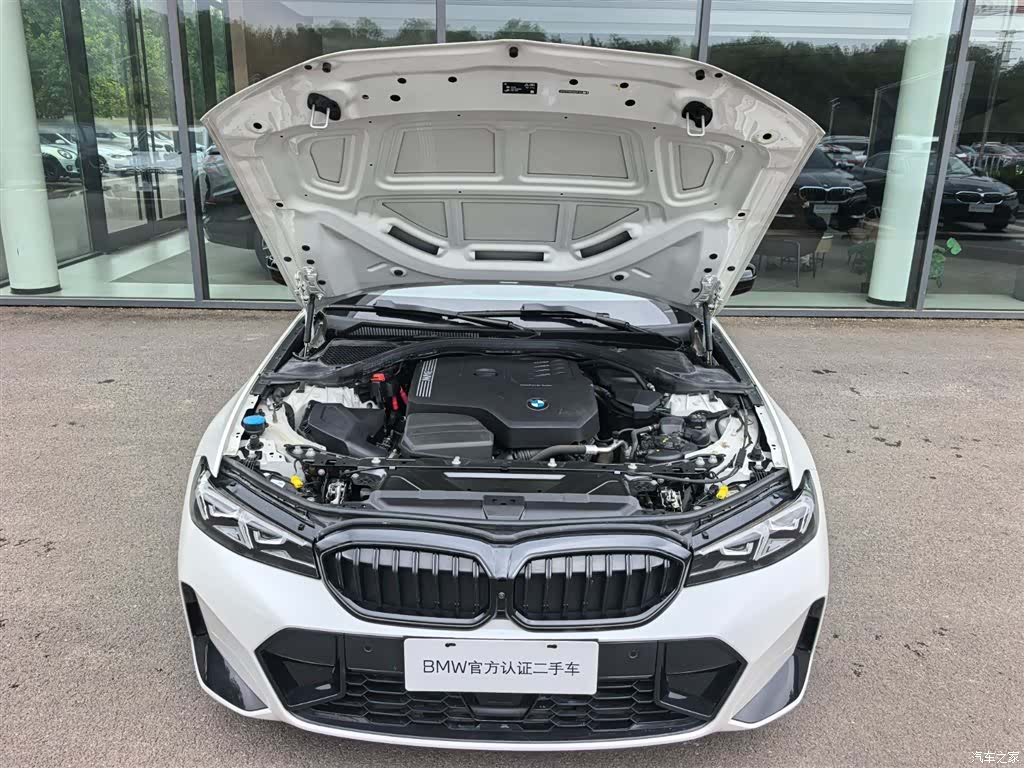 BMW 3 Series, 2024 21