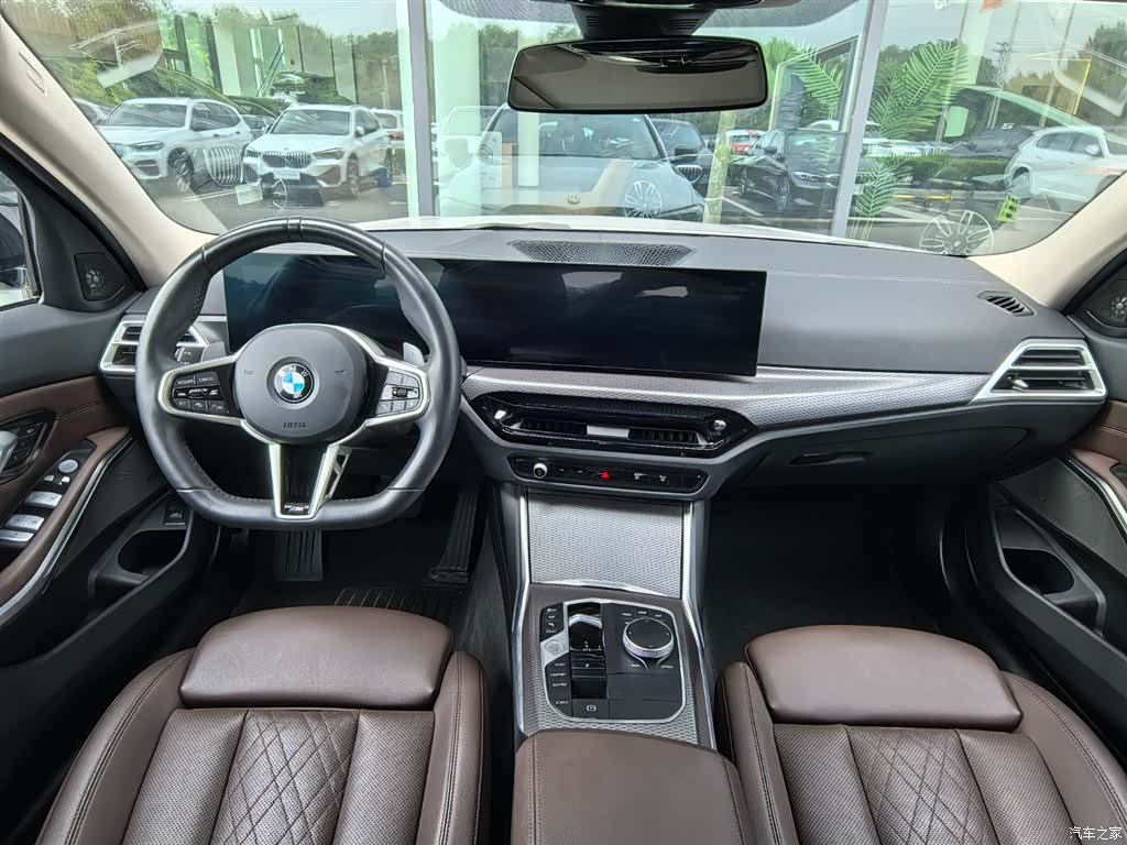 BMW 3 Series, 2024 7
