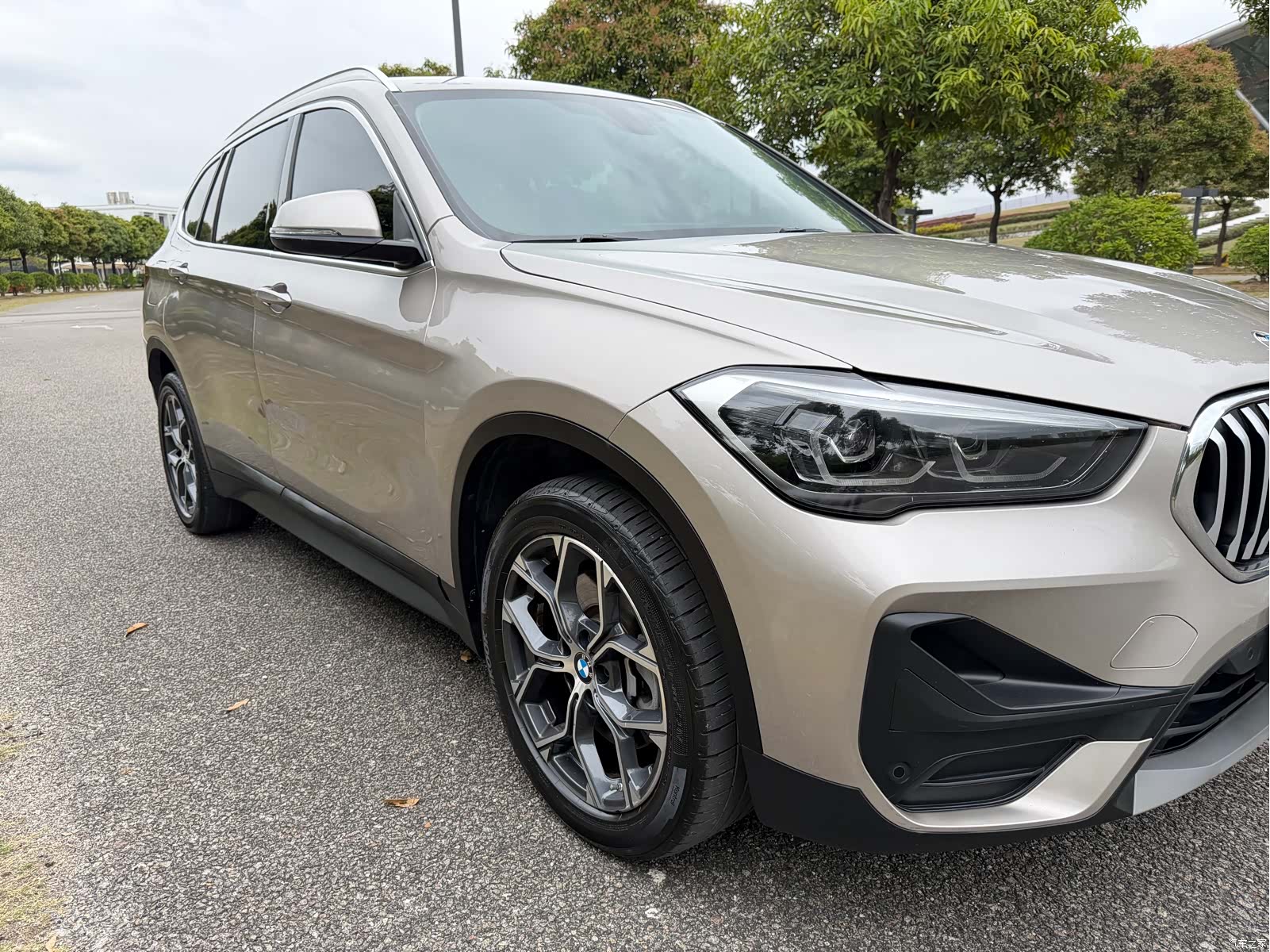 BMW X1, 2021 все фото