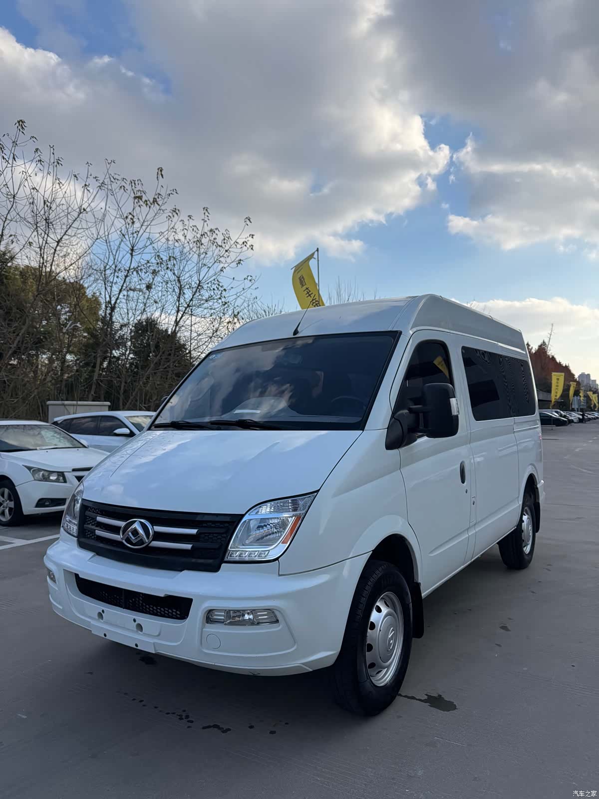 Maxus V80, 2021 1