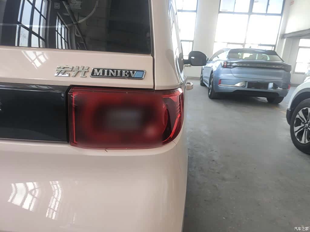 Wuling MINIEV, 2022 8
