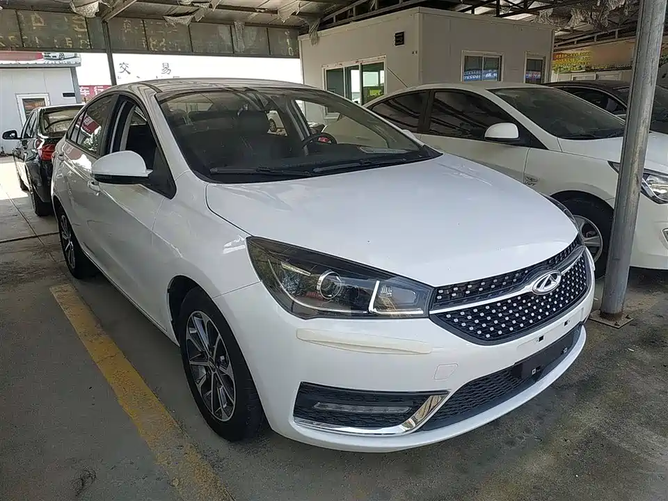 Chery Arrizo 5