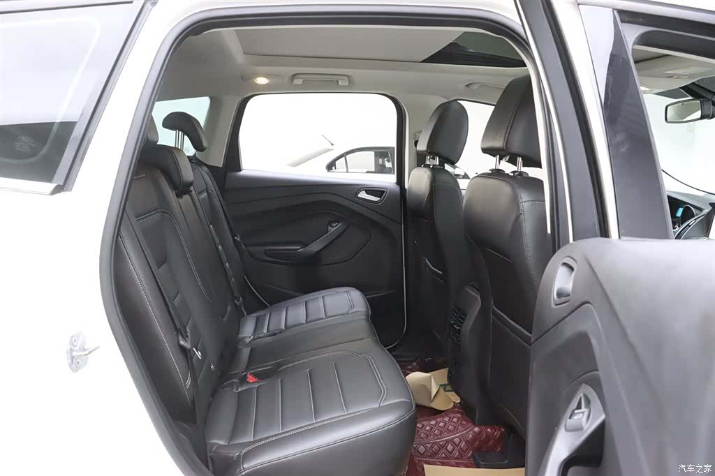 Ford Kuga, 2021 16