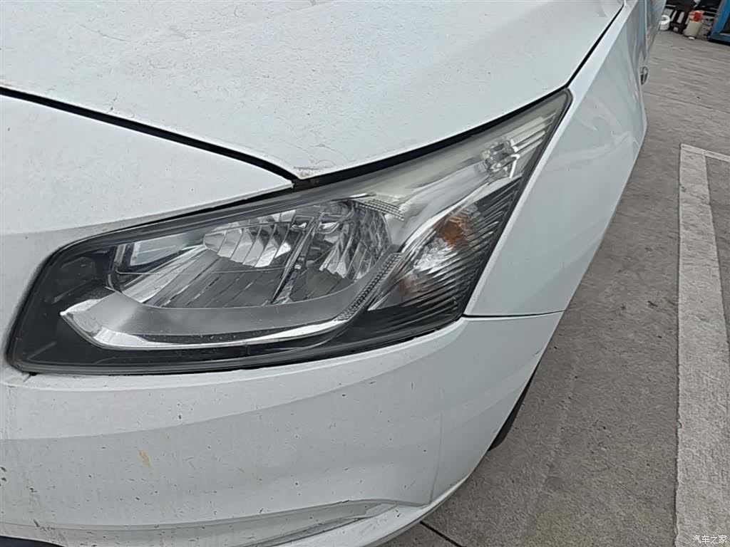 Chevrolet SE, 2016 24