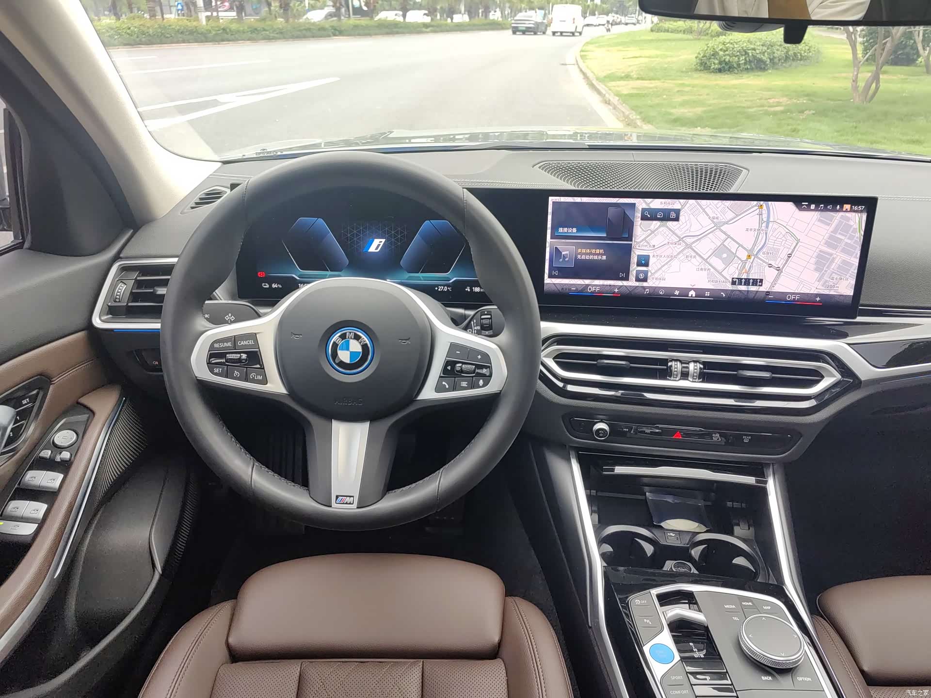 BMW i3, 2024 10