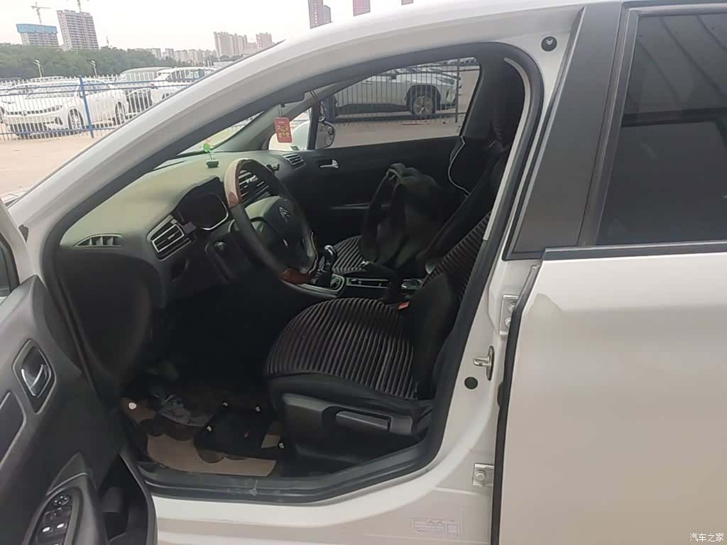 Citroen C4, 2017 15