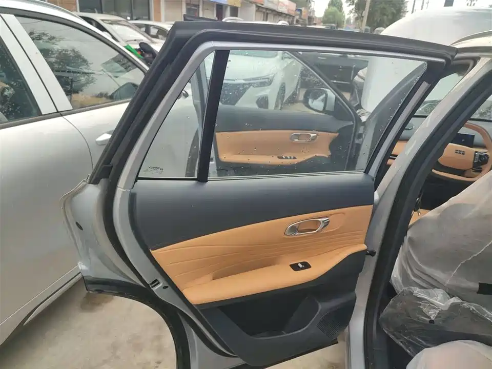 Geely Galaxy Galaxy Starship 7 EM-i