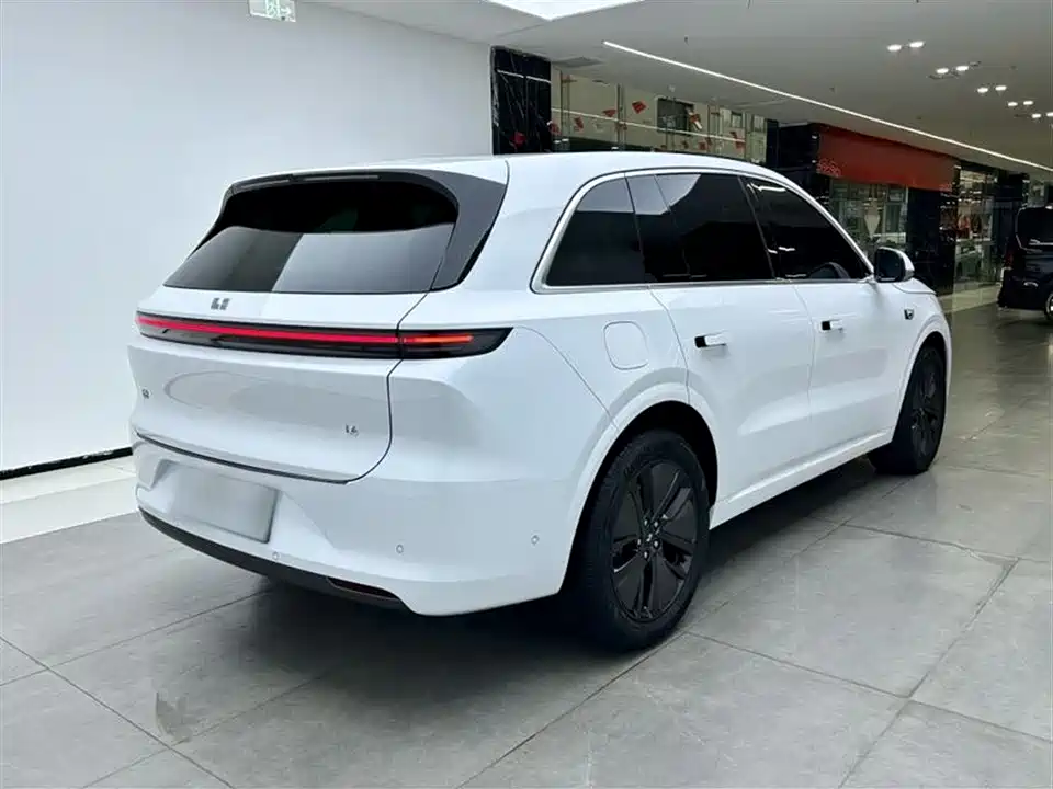 Li Auto Ideal L6