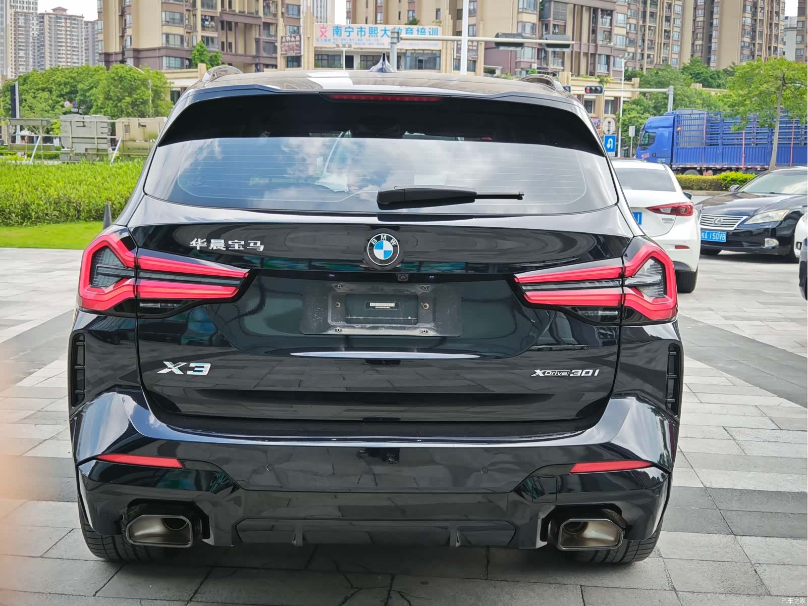 BMW X3, 2023 все фото
