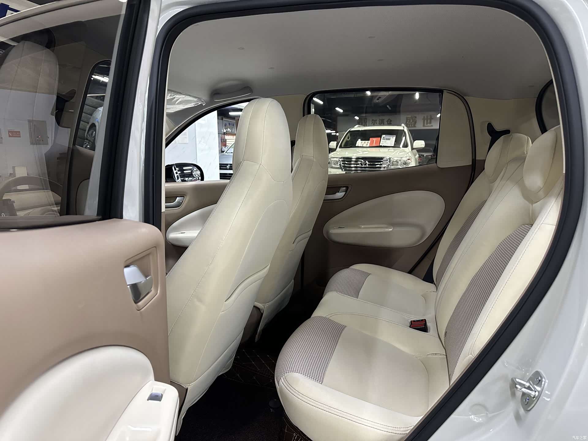 Wuling MINIEV, 2025 14
