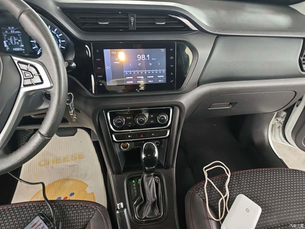 Chery 3, 2016 13