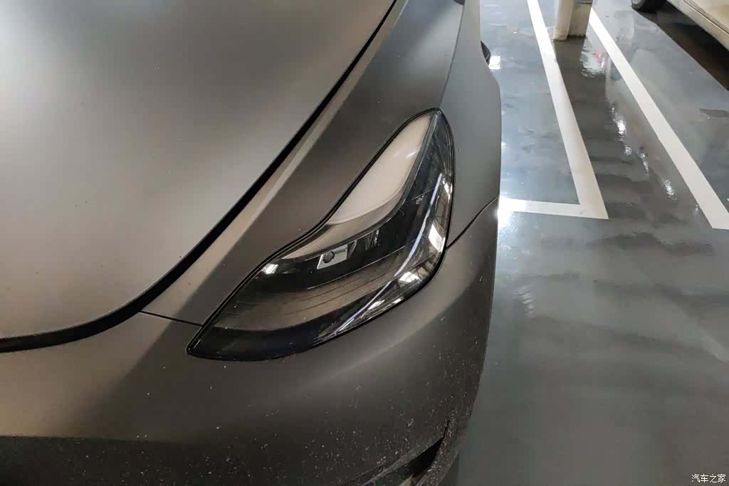 Tesla Model Y, 2021 все фото