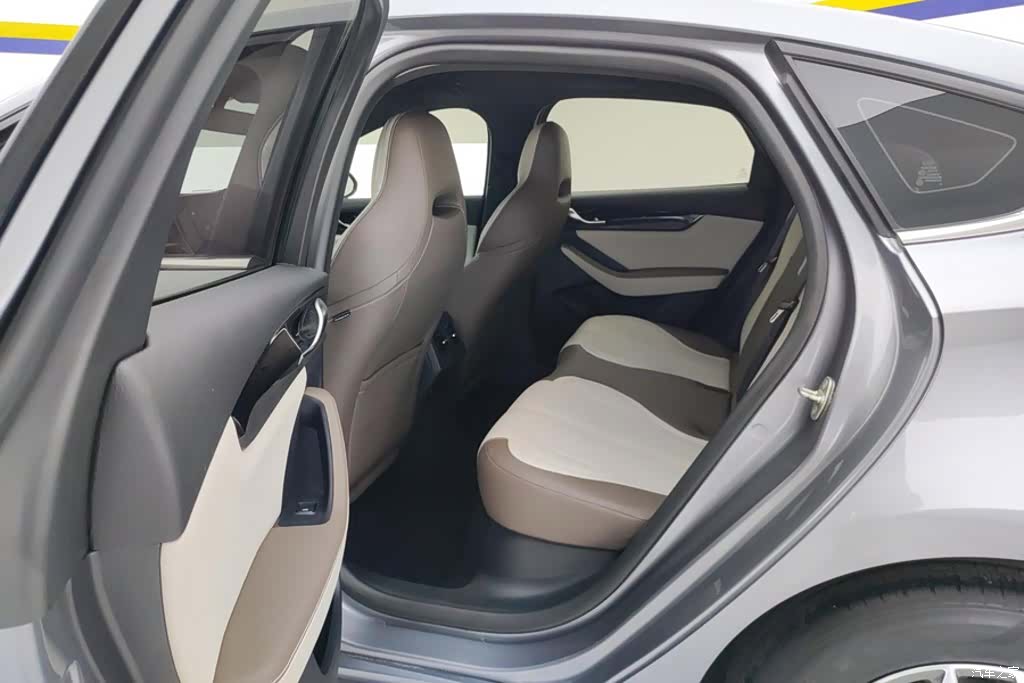 BYD Qin, 2023 11