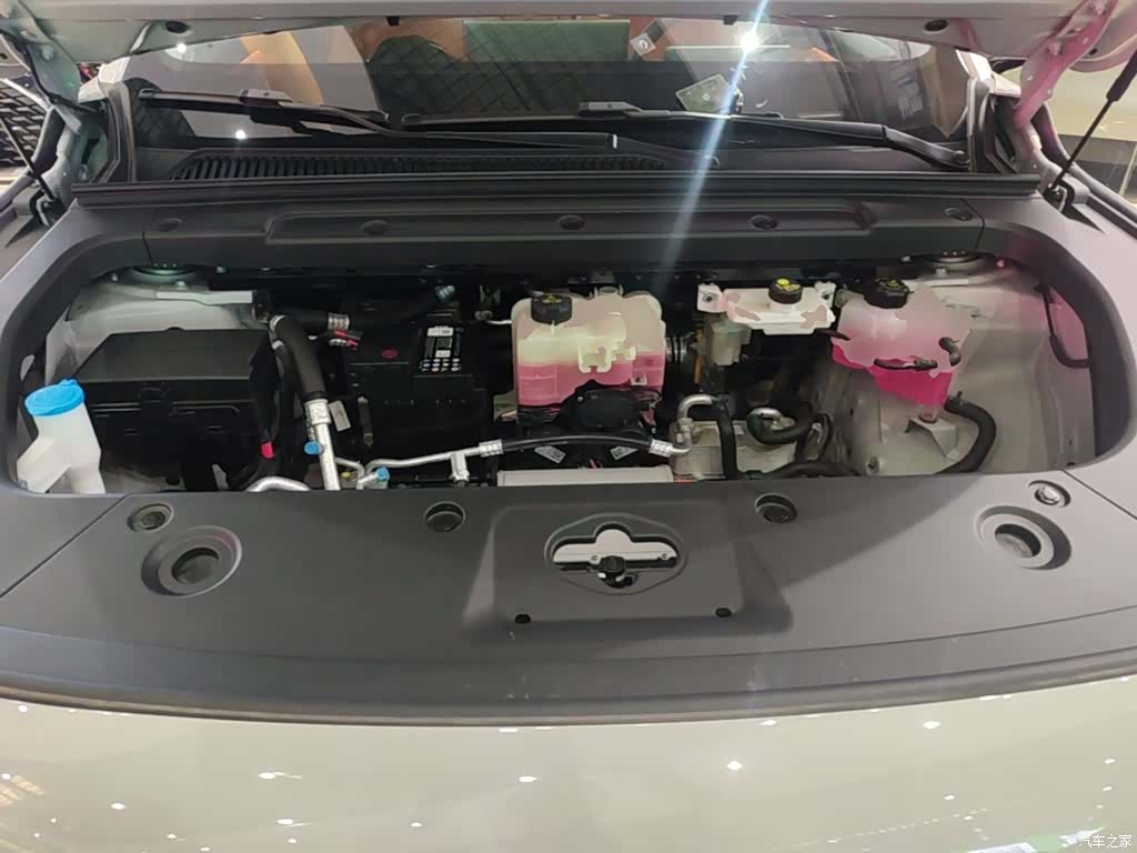 Leapmotor C10, 2025 20